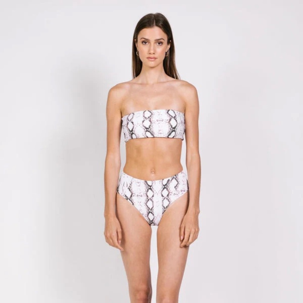 NWOT Shady Lady XL white snakeskin print bathing suit top